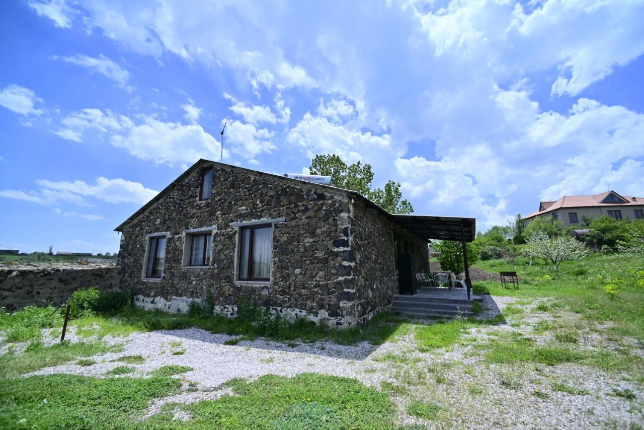 Sevan Tarsus Guesthouse Tsovazard Экстерьер фото